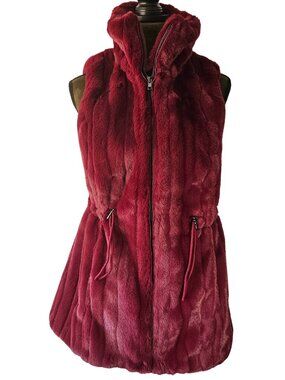 😍 NWT 😍 White House Black Market Luxe Faux Fur Vest, Port, Size S